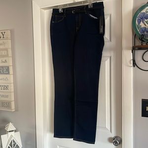 NWT Apt 9 Women’s Jeans